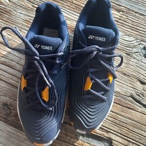 Yonex Tennis Sneakers